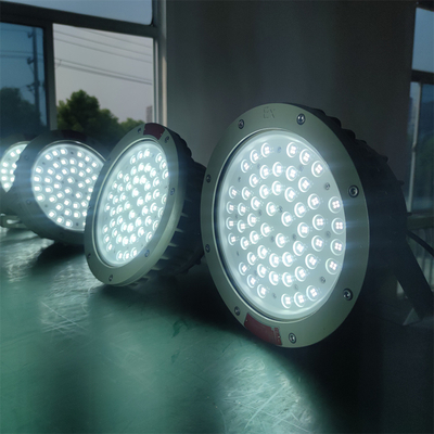 WF2 Grau CREE Lâmpada LED à prova de chama IP66 para ambientes desafiadores