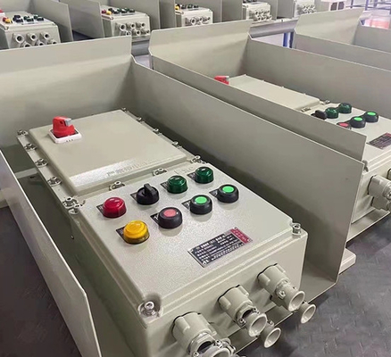 Painéis de controlo ignífugos de aço carbono personalizados para as suas necessidades