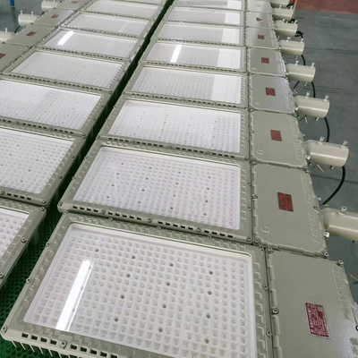 120\u00b0 Liga de alumínio IP66 Luz de tubo LED com 50000 horas de vida útil para áreas perigosas