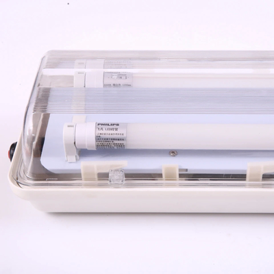 50/60Hz Frequência Luz fluorescente à prova de explosão 120-140C Ângulo do feixe 9-14mm Especificações do cabo