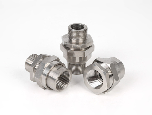Conector impermeável IP68 Glandulas de cabo à prova de explosão M20 * 1.5 SS304 Espiral de metal de aço inoxidável blindado selado
