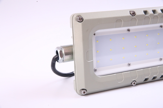 Bom desempenho 50w Luz linear à prova de explosão WF2 100lm/w Luz fluorescente à prova de explosão com chips LED