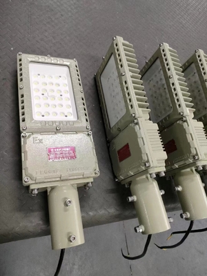 100~277v 130lm/W 200w Luz de inundação LED à prova de explosão
