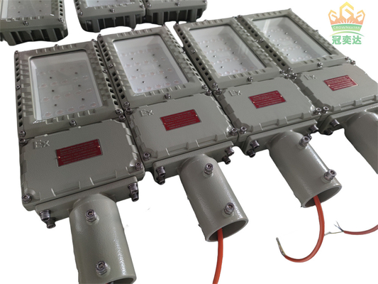 130lm/w Eficiência ATEX Lâmpada LED resistente a chamas 5000K-5700K