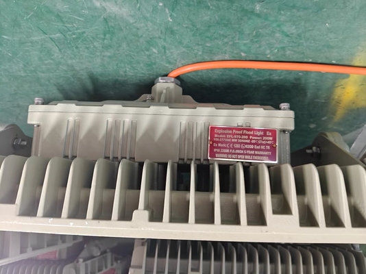 100W Lâmpada à prova de chamas Luz de inundação Localização perigosa Barco industrial Estádio Marítimo AC ao ar livre