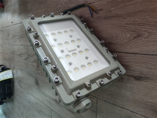 Lâmpadas LED à prova de explosão IP66 WF2 Lâmpadas LED à prova de explosão IP66 WF2 Lâmpadas LED à prova de explosão Lâmpadas LED à prova de explosão IP66 WF2