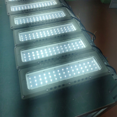 Iluminação LED à prova de chamas Ex d classificada 50-90W IP66 WF2 Tecto/Pendente/Flanca