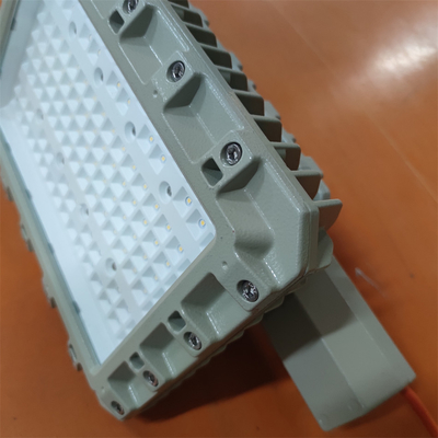 Eficiência 150lm/w Lâmpadas LED de localização perigosa para ambientes perigosos