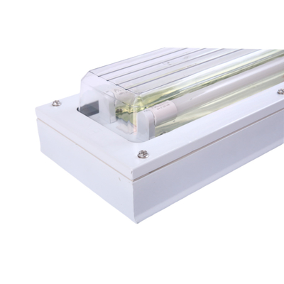 Exproof ATEX Luz linear fluorescente ignífugo resistente ao pó/à água para a zona de perigo 1 2 Óleo gasoso 100lm/watt