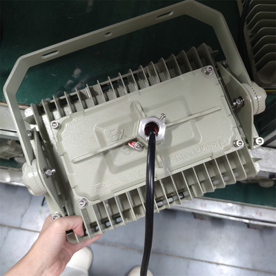 Ex-proof LED Flood Light segurança OEM Disponível para áreas perigosas Iluminação anti-corrosivo 165lm/w