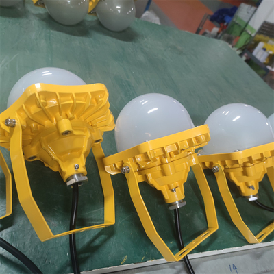 Iluminação industrial à prova de explosão IP66 RoHS aprovada para petróleo\gás\ZONE1 química