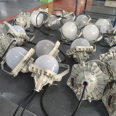 Instalação de iluminação LED de plataforma de explosão com proteção ATEX IP66 OEM Server 100lm/w