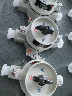 Interruptor de seleção elétrica à prova de explosão 220V / 380V com WF2 Zona cinzenta 22