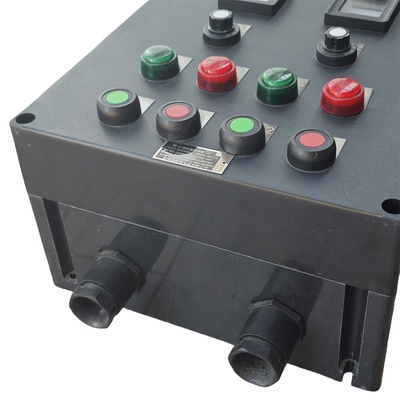 Estação de controlo à prova de explosão de 220 V ATEX homologada GRP Anti-corrosão IP66 WF2 Instalação vertical suspensa para ambiente perigoso Zona1 Zona2