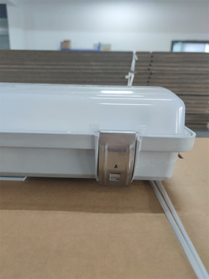 2*36W Luz fluorescente à prova de explosão IP66 WF2 Nível de proteção IECEx aprovado para a Zona1 2 Zona21 22 Ambiente perigoso