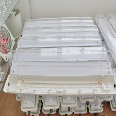 Lâmpadas de alta profundidade LED à prova de explosão IP66 Alimentadas por Lâmpada CREE com Eficiência de 160lm/w