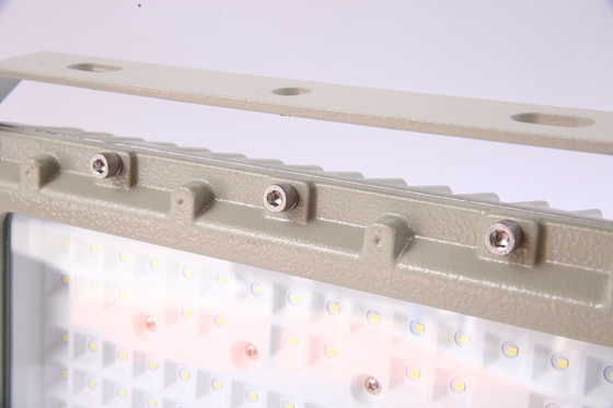 Holofote LED à prova de explosão personalizável de 50–240W | Chips CREE | Certificado ATEX para áreas perigosas