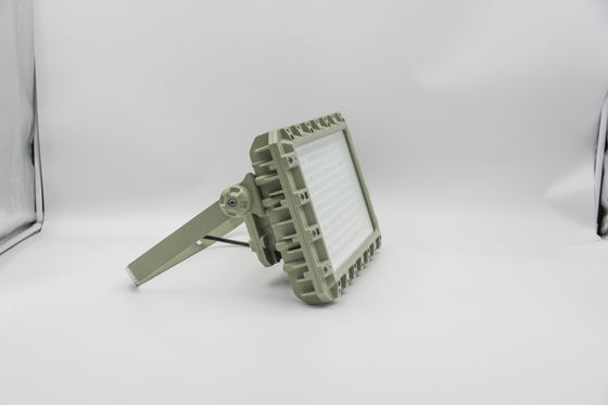 Lâmpada de inundação LED à prova de chamas, poupança de energia, classificada IP66 para instalações químicas e plataformas offshore