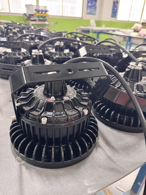 ATEX IECEx Certificado 100W-240W Luz LED à prova de explosão IP66