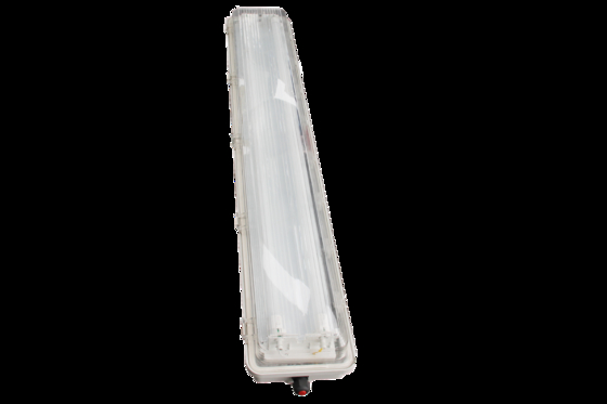 Luz LED linear à prova de explosão ATEX/IECEx/CNEX de 0,6m/1,2m, grau industrial IP66 para áreas perigosas, instalações de petróleo e gás, plantas químicas, mineração, instalações marítimas. Design energeticamente eficiente reduz