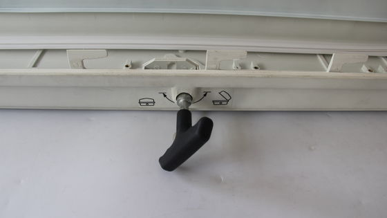 ATEX/IECEx/CNEX Lâmpada LED linear à prova de explosão ¢ Iluminação industrial para locais perigosos, eficiência energética, IP66, opções de potência e temperatura de cor personalizadas