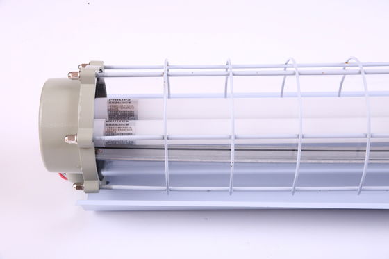 Luminária LED à prova de explosão linear de liga de alumínio ATEX ExCertificate de 1,2M 18-36W IP66