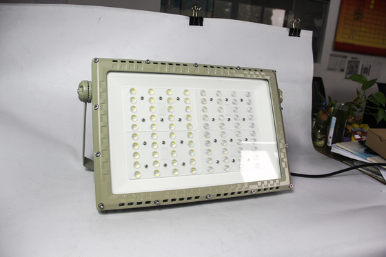 Luz de estrada LED à prova de explosão 250W. ATEX CNEX Certificado para Zona 1 Zona 2 Aplicações perigosas