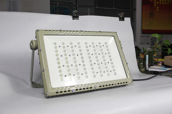Luz de estrada LED à prova de explosão 250W. ATEX CNEX Certificado para Zona 1 Zona 2 Aplicações perigosas