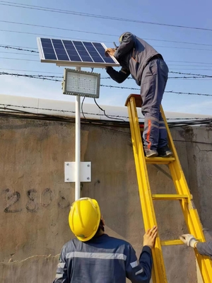 Solução de iluminação industrial Luzes refletoras à prova de explosão de célula Davis com CCT Ra ≥ 80 e alumínio fundido