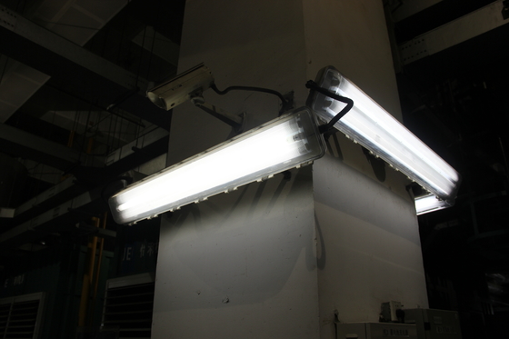 Estilos de montagem do pingente Localização perigosa Luz fluorescente feita para ambientes perigosos