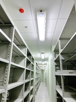 Luminária linear LED à prova de explosão de 4 pés para locais perigosos 2x9W / 2x18W