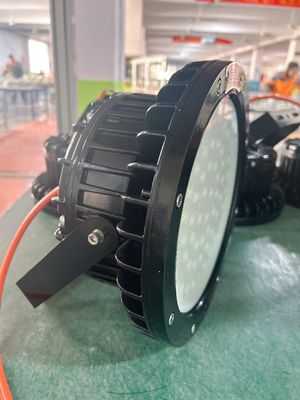As melhores vendas de luminárias LED 100w 200w Iluminação de baía alta com preço de fábrica 120lm/w Fabricantes de lâmpadas à prova de explosão