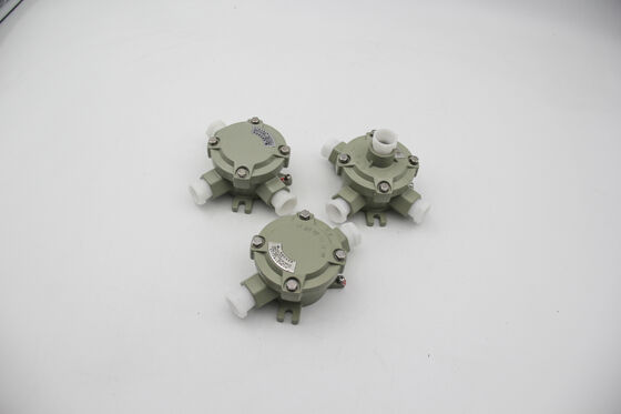 Caixa de junção ATEX à prova d'água IP66 com invólucro personalizado, caixa de junção de alumínio fundido retardante de chama, alimentação 220V/380V