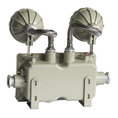 Tempo de vida 50000 horas Iluminação LED à prova de explosão IP66 WF2 Proteção ideal para iluminação industrial de locais perigosos