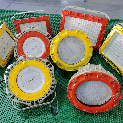ATEX IECEx Certificado 100W-240W Luz LED à prova de explosão IP66